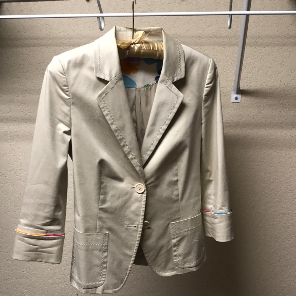 Beige Cotton 3/4 Casual Blazer Size 6